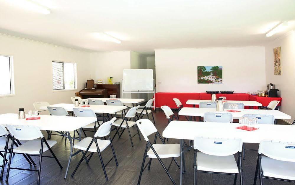 Honeybee Wellness Resort Kandanga Kültér fotó